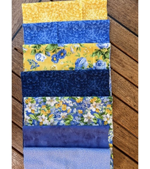 Assortiment de tissus coton fleurs jaunes/bleues